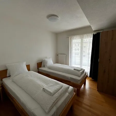 Swiss Holidays-city דירה *